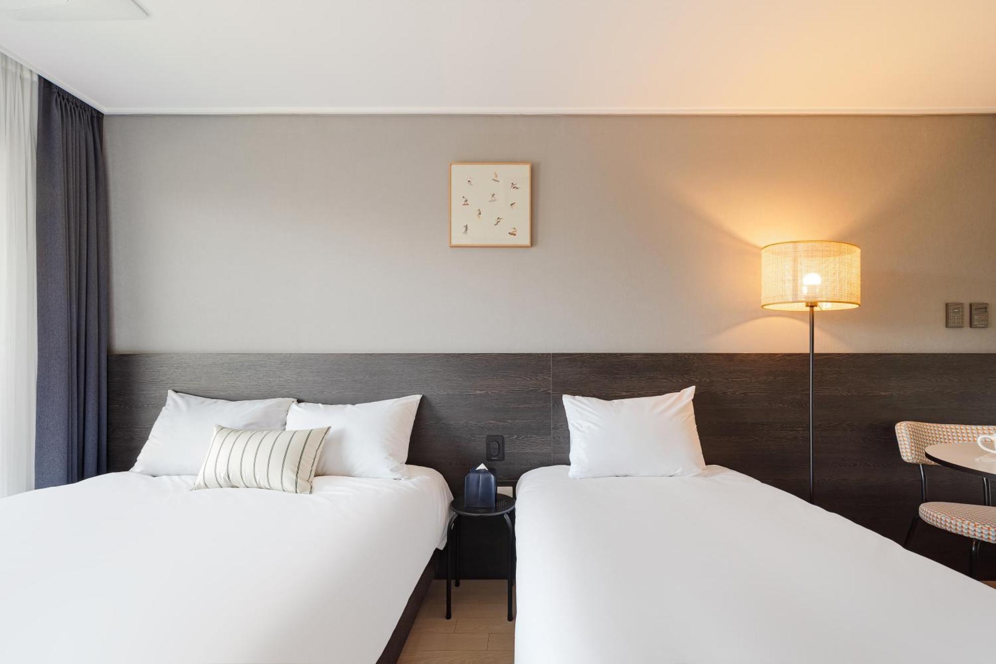 Urbanstay Sokcho Beach Ab Экстерьер фото