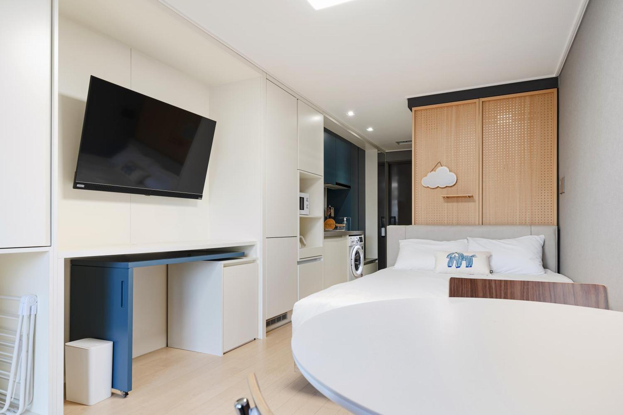 Urbanstay Sokcho Beach Ab Экстерьер фото